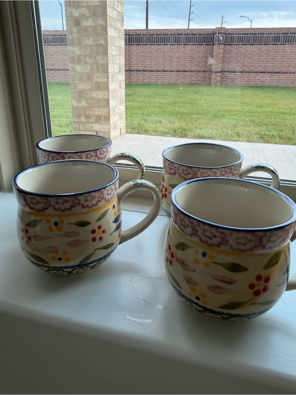 Mauve Motif Rim Temp/ by Tara Hand-Painted Floral Ceramic Mug - with (Set of 4)